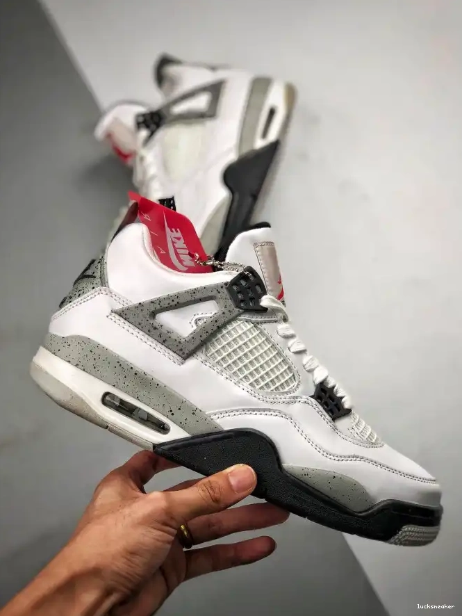 Reps LUCY (nike) Jordan OG Cement White 840606-192 4 Air 0516